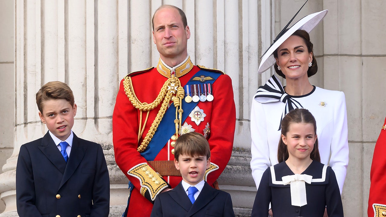 Kate Middleton Praised for Strength After Appearing at Ceremony Amid Cancer Battle