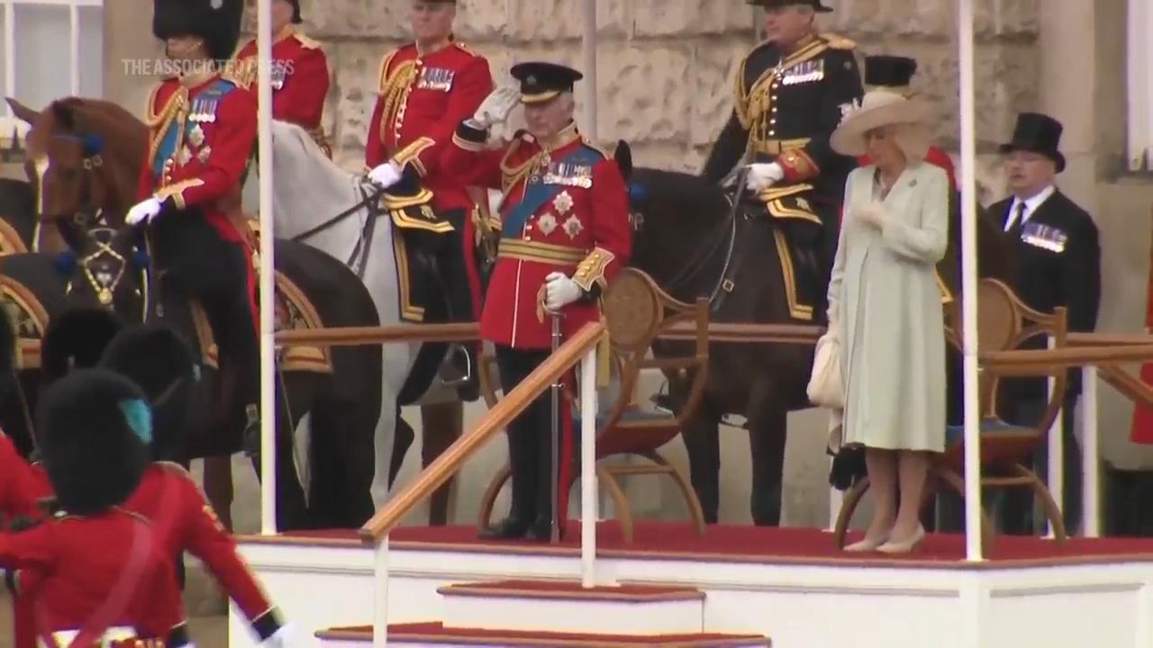 UK royals unite on palace balcony, with Kate back at her first public event since cancer diagnosis