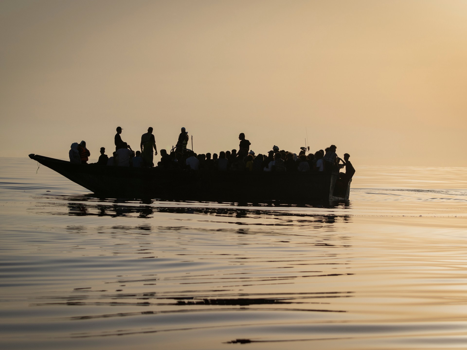 At least 11 people dead after two shipwrecks in the Mediterranean Sea