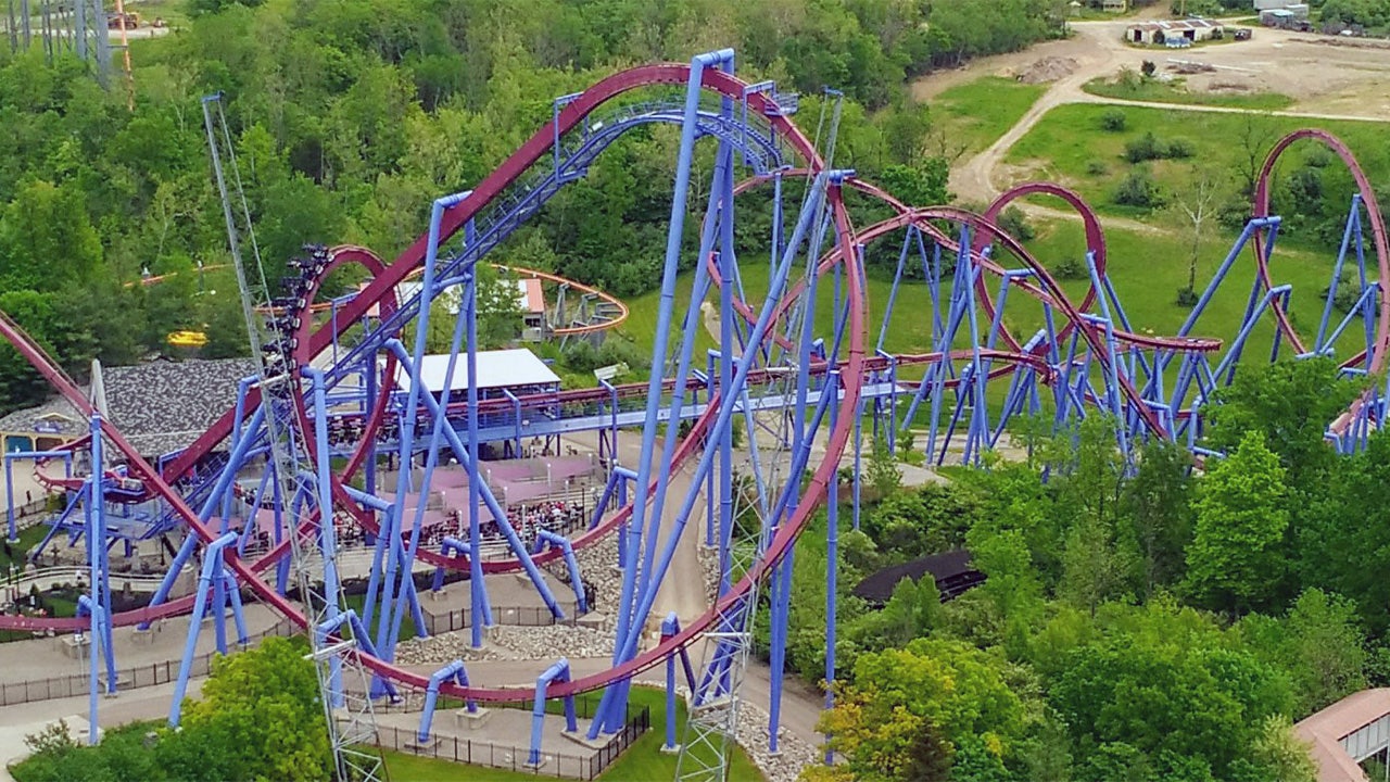 Ohio Man Hit by Roller Coaster, Hospitalized