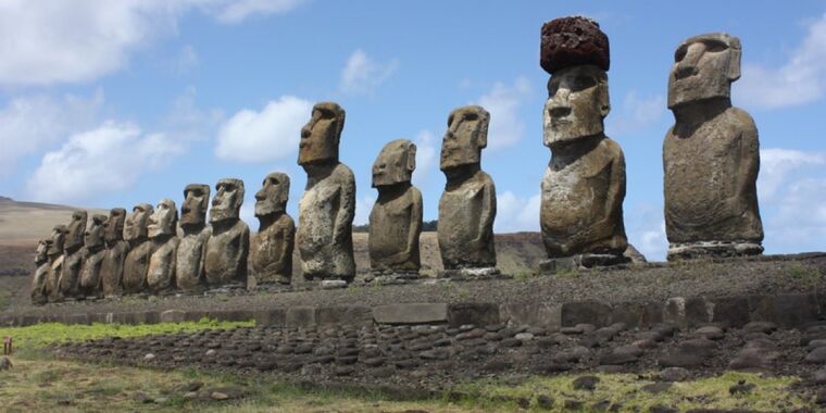 Easter Island's Collapse: New Research Undermines Ecocide Theory