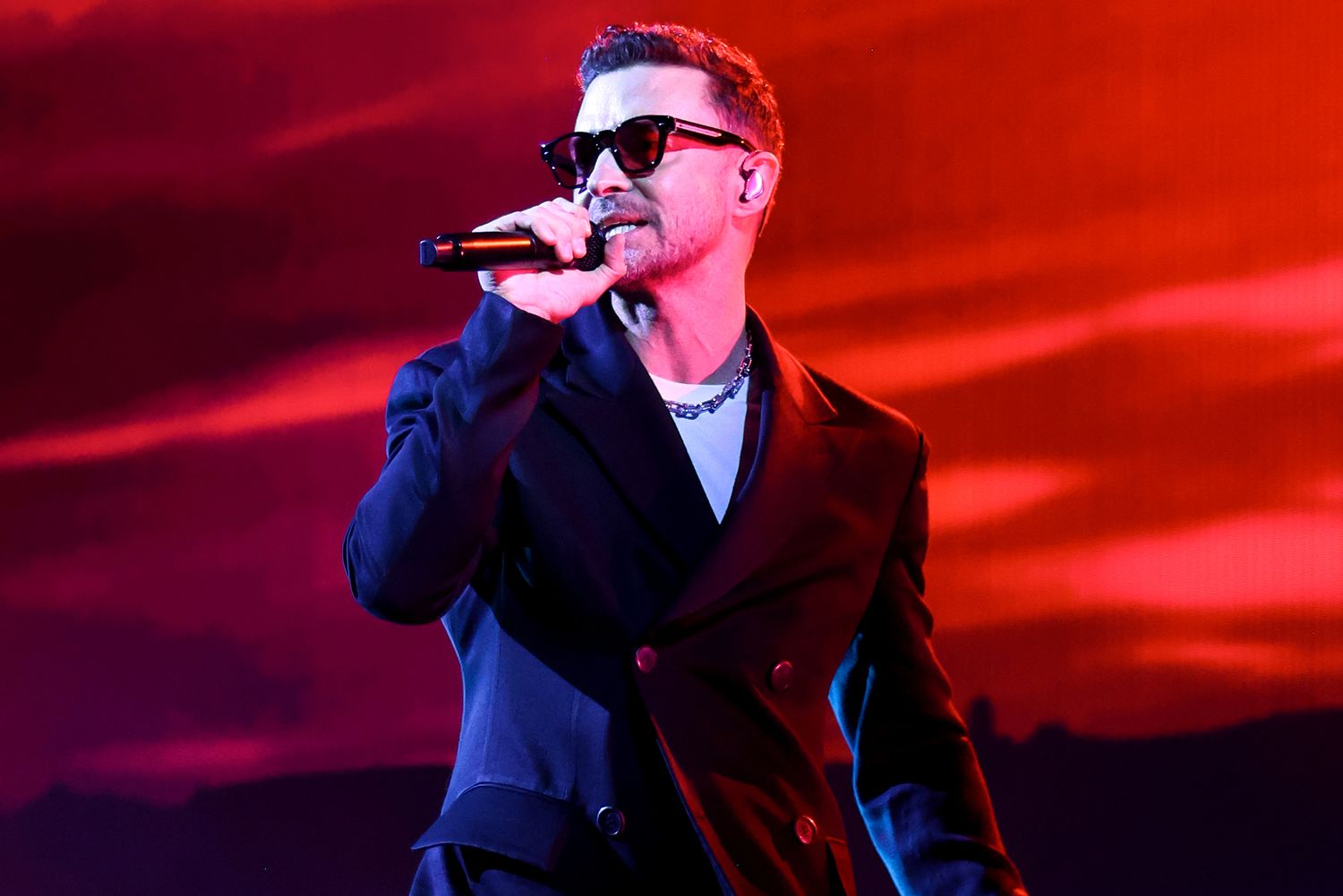 Justin Timberlake Addresses DWI Arrest at Concert