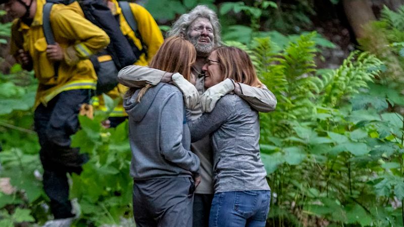 Hiker Survives 10 Days in California Mountains by Drinking a Gallon of Water Daily