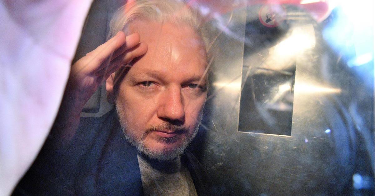 Julian Assange to Plead Guilty to Violating Espionage Act