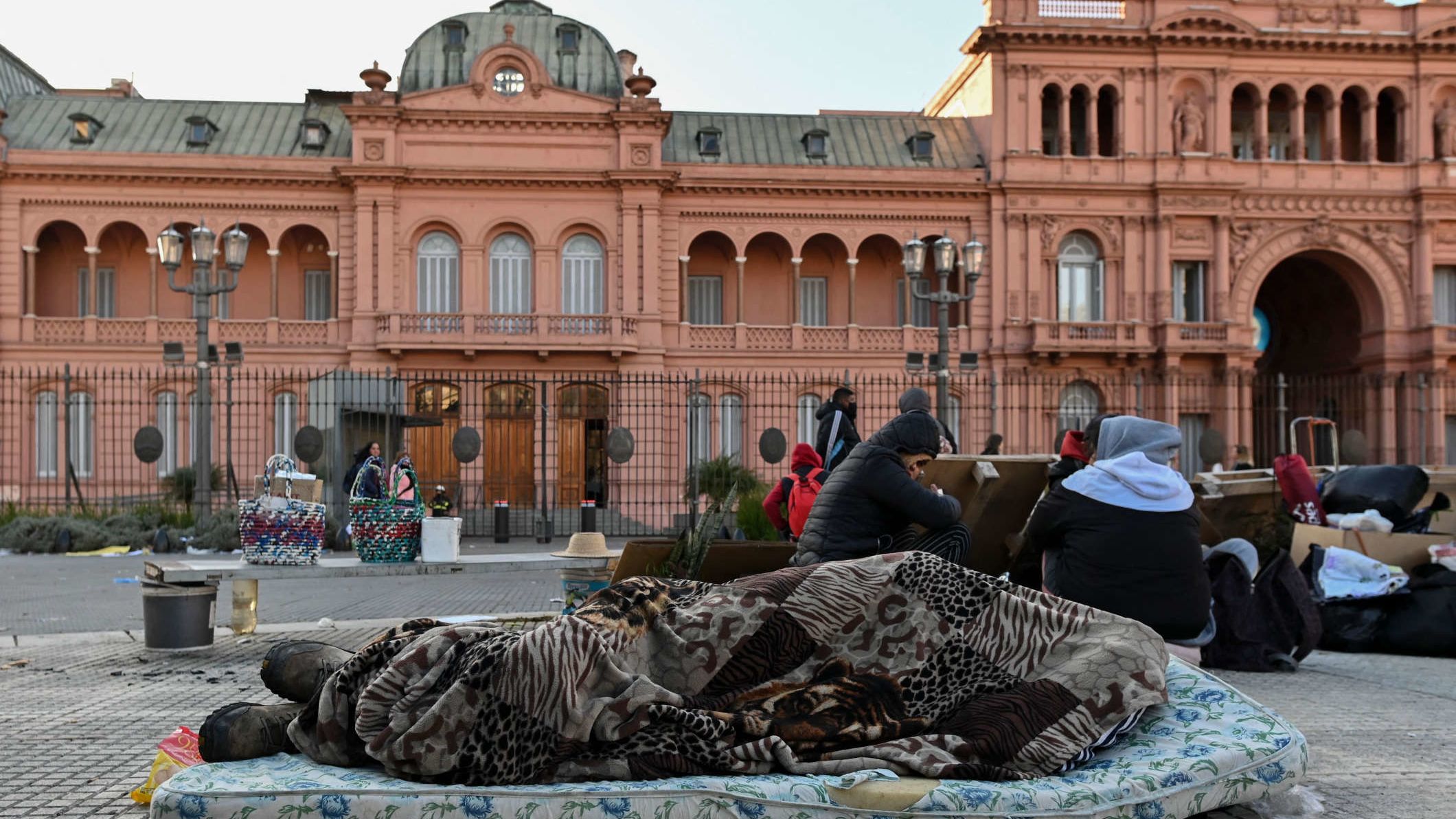 Argentina's Unemployment Rate Rises by 2 Percentage Points