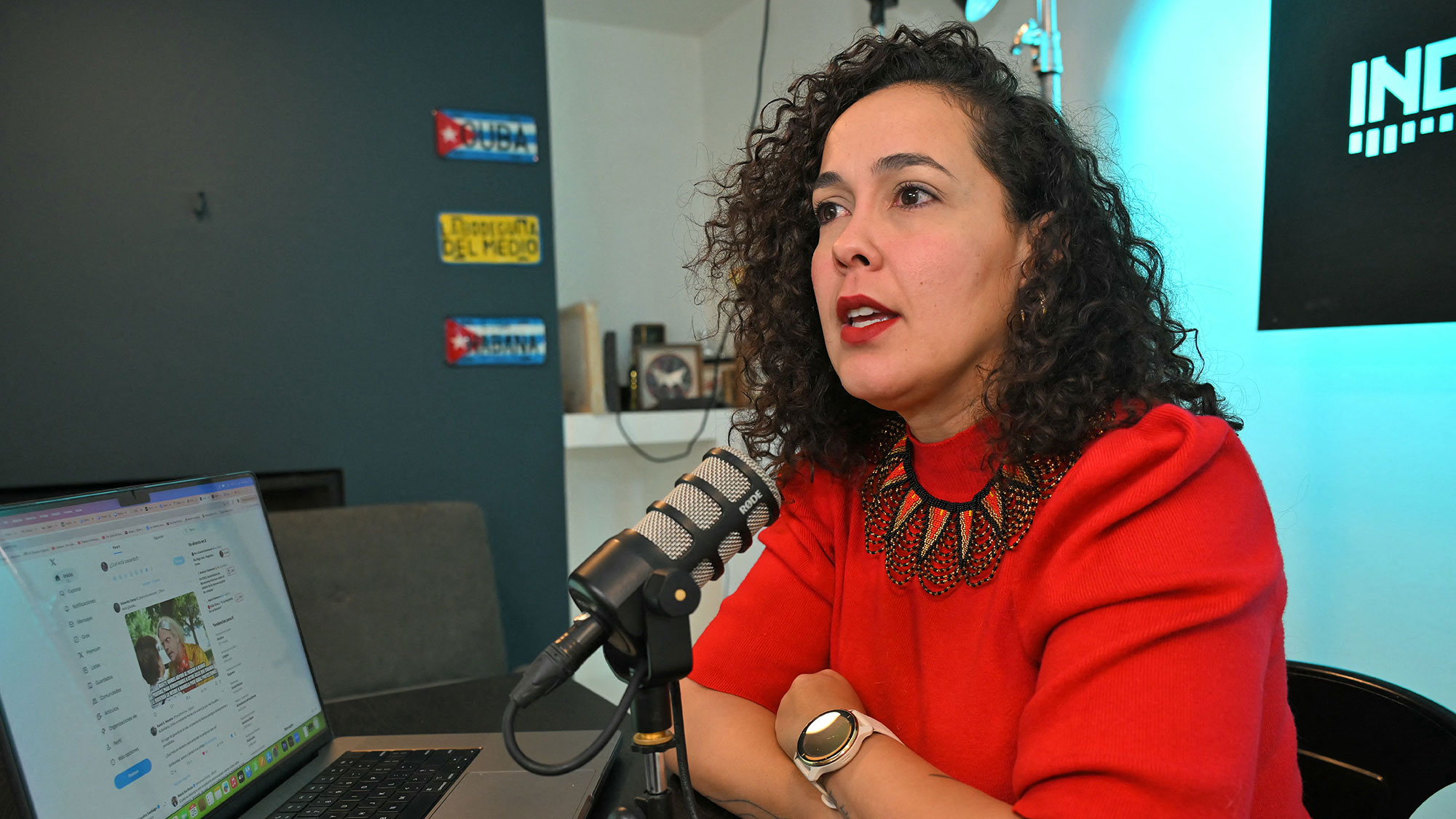 Ecuador Revokes Visa of Cuban Journalist Alondra Santiago